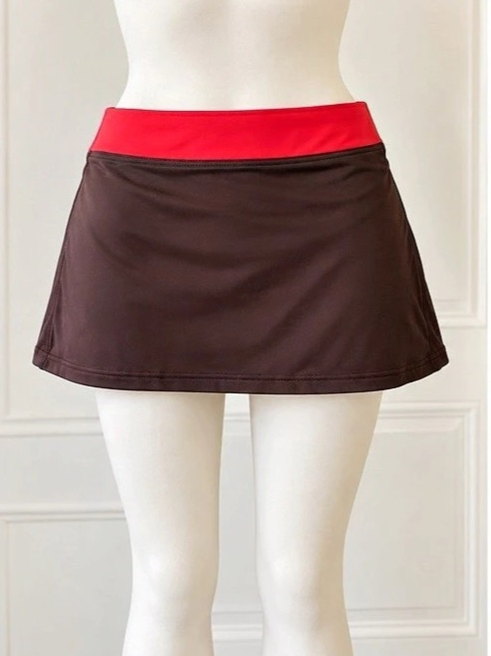 Nike Athletic Mini Skirt in Brown & Red Size XS Like New
